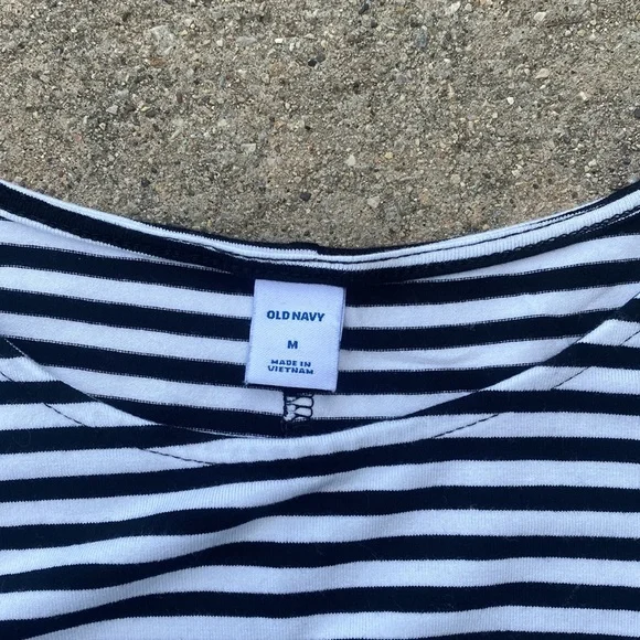 Old Navy Black and White Stripped Swing Dress - Picture 4 of 5